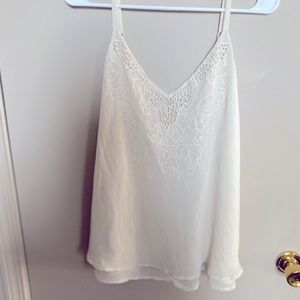 VGUC Torrid camisole white w decorative accent